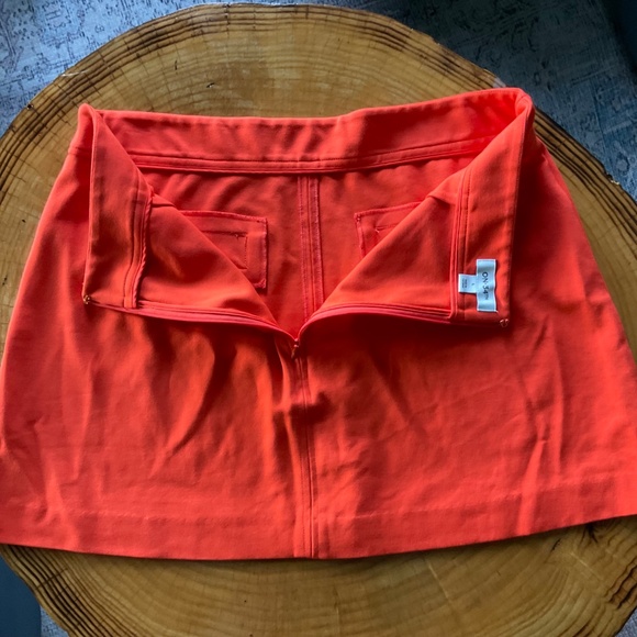 On 34th Women's Ponté-Knit Mini Skirt Orange Stretch w/ buttons - Picture 6 of 13